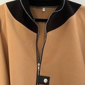 Men's Tan and Black Jacket